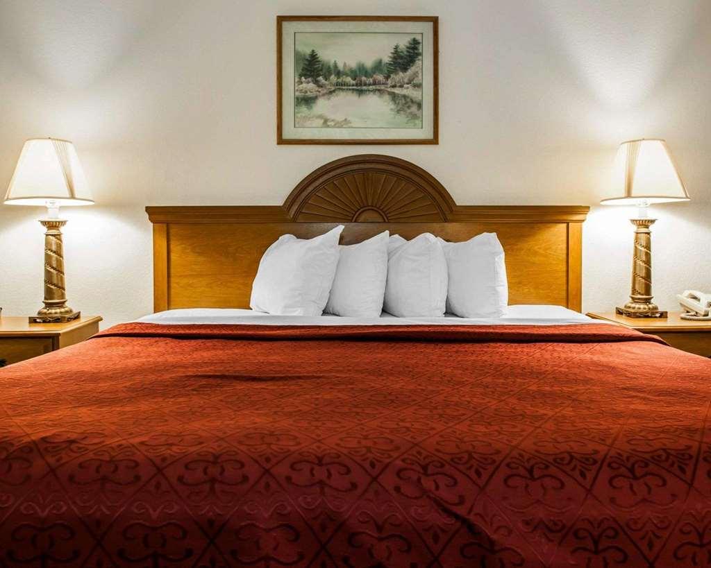 Quality Inn Rochester South Habitación foto
